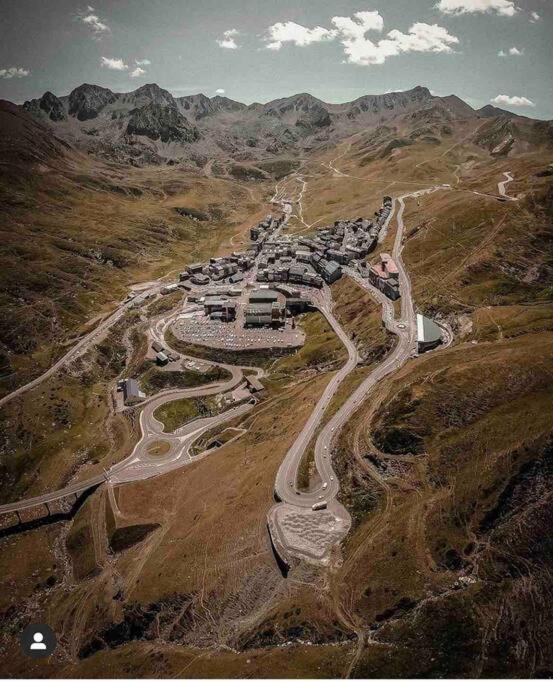 Estudio Pas De La Casa Pie De Pista-Vistas-Wiffi-Netfli Hut 7353 Eksteriør bilde